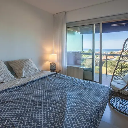Guestready - Large With Swimming Pool Sea View Biarritz